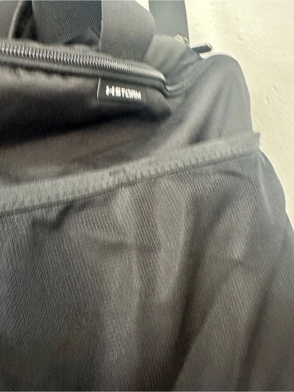 Under Armour Black Duffle Bag - Large Travel & Gym Bag new